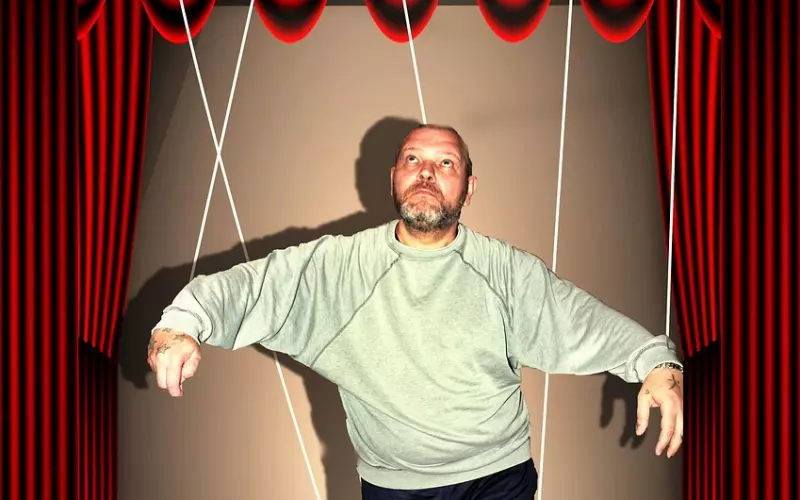 如果想挽回出轨男人，你需掌握他每个阶段的心理变化