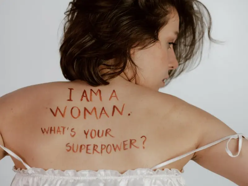 想挽回他，就别做这6种强势的女人！