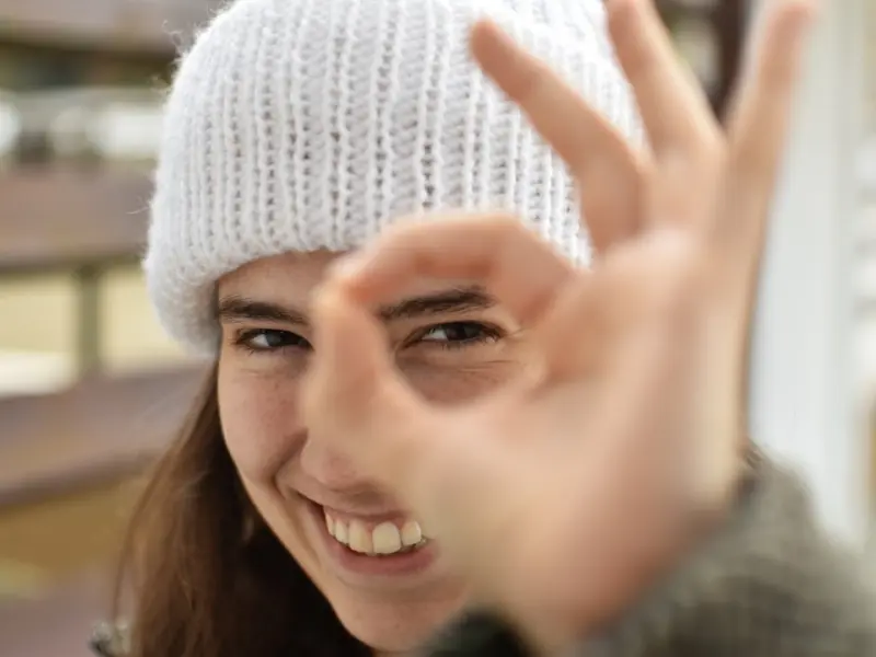 如果前任突然抱住你，你会不会回头？