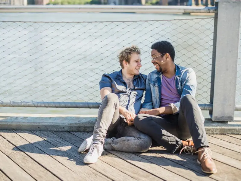 我追你跑，到底是谁贱！