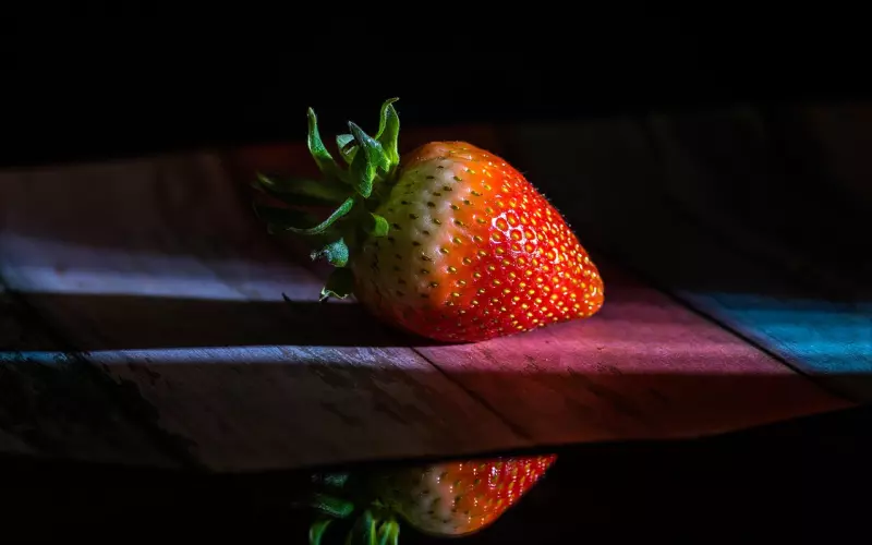 让男人对你着迷，这样嘴甜心狠的招数必不可少！