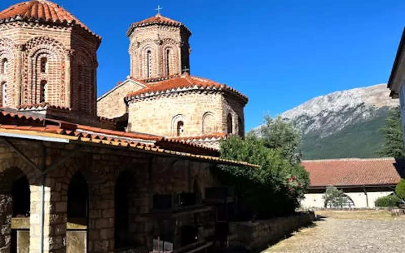 妻子怀孕期间和别人网恋(丈夫竟然同网友网恋)