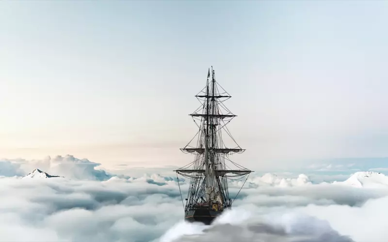 假想他在你心中的角色定位