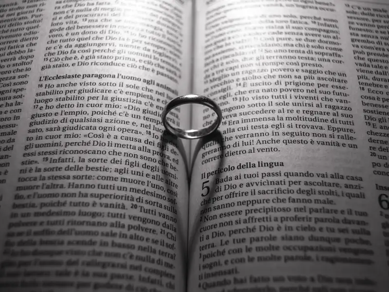 婚姻中，你是“老婆”还是“女朋友”？