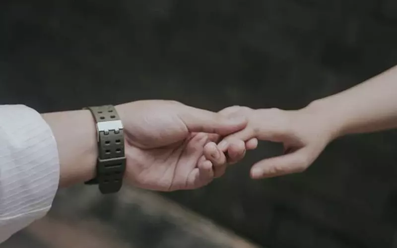 感情里，一个真心爱你的男人，这些东西他是不会触碰的