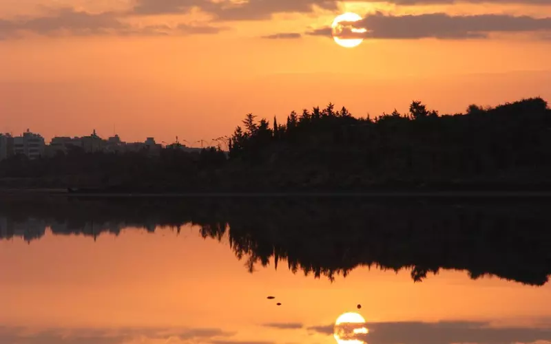 两个人的世界不怕吵架，最怕