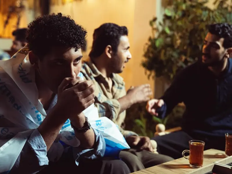 其实复合不难，只要你满足这些，前任会主动找你复合