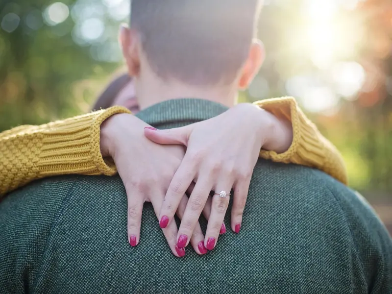 夫妻生活中，老公喜欢抚摸女人的四个部位，就能说明他多爱你