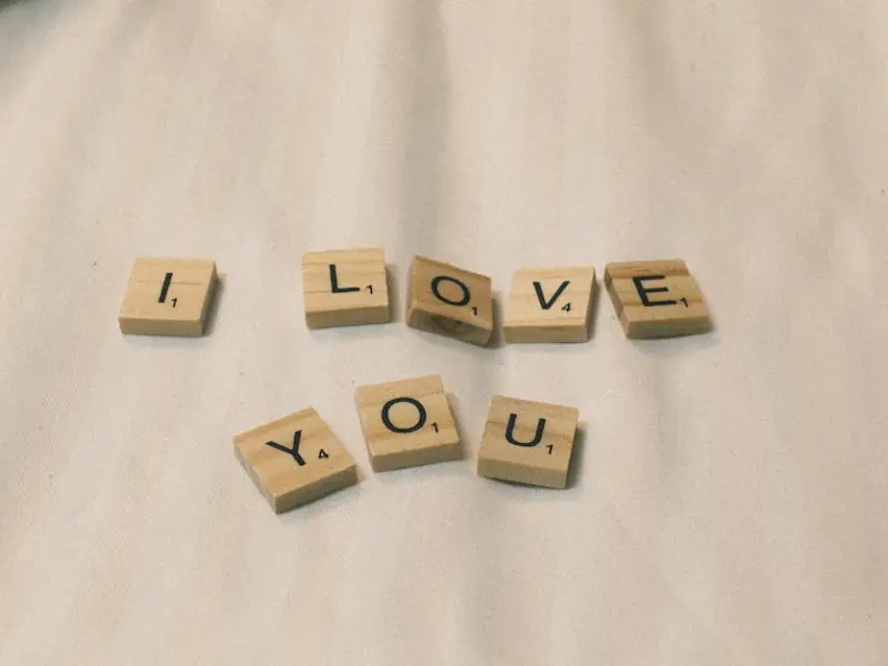 感情里，这些话太伤人，爱你的男人根本舍不得对你说