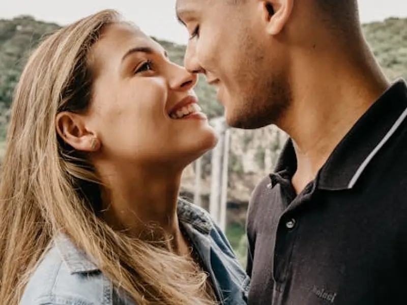 两性交往，男人和女人相爱，若各自都有家庭，请牢记这3句忠告