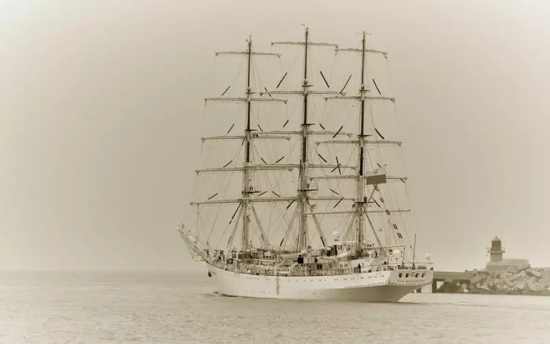 无敌的挖墙脚方法