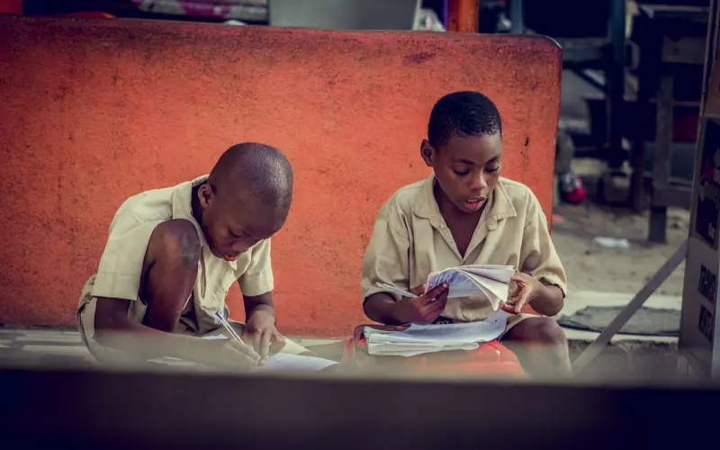 同学聚会，真的是为了见同学吗？