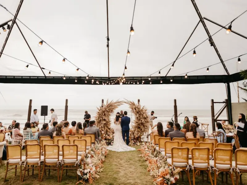 婚礼有举办的必要吗？ | 隔壁老王