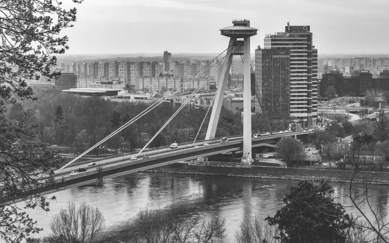 挽回男友被拉黑？试试这些正确的挽回方法！