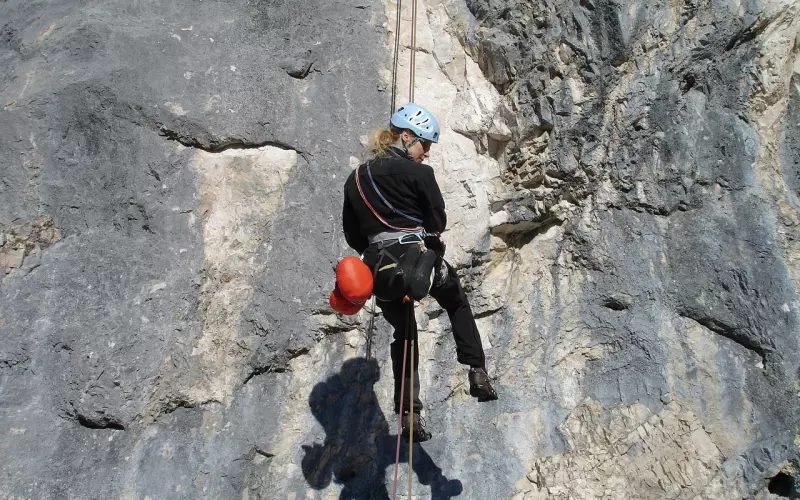 示弱为手段挽回男友好不好？