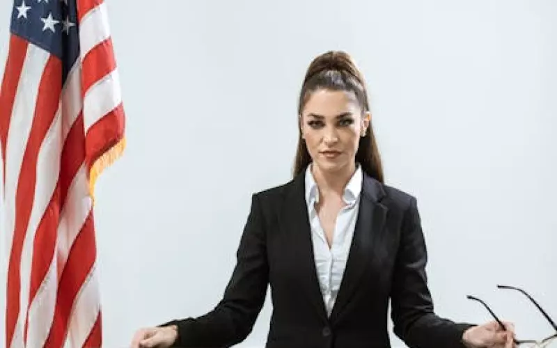 和已婚领导搞婚外情对吗(能不能跟已婚领导搞婚外情)