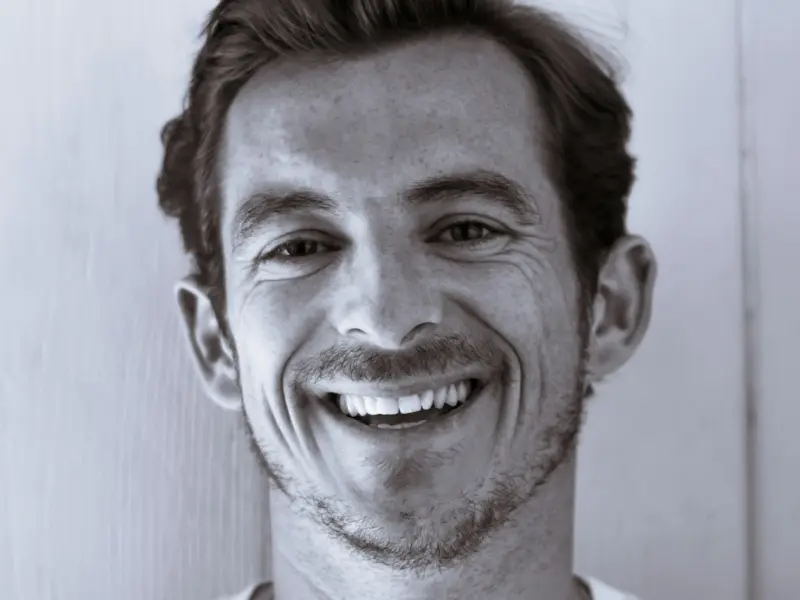 【第553期】从郑秋冬的故事看出他的爱情（文末有福利）