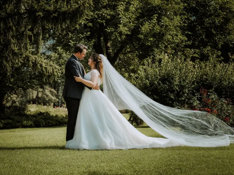 当初爱你是真的，后来不爱你也是真的