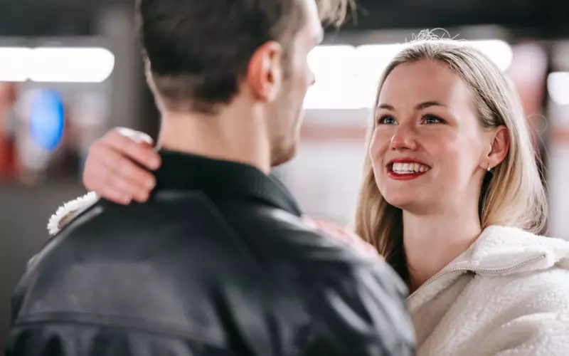 分手后，前男友还爱你的表现。