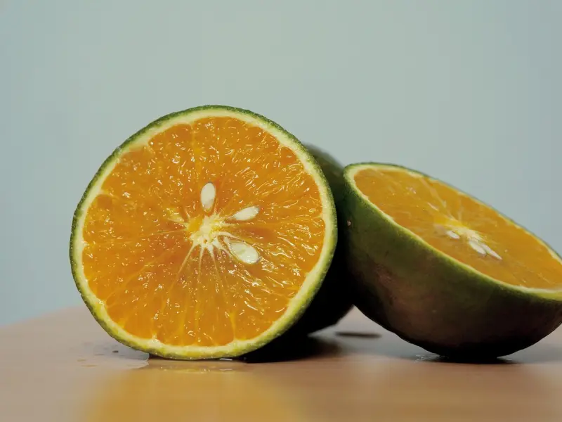 分手一年了，我还是放不下怎么办——别人觉得他一般，但我觉得他很帅。