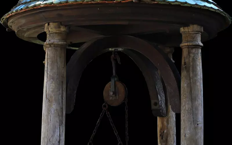 写得好现实，看得好难受