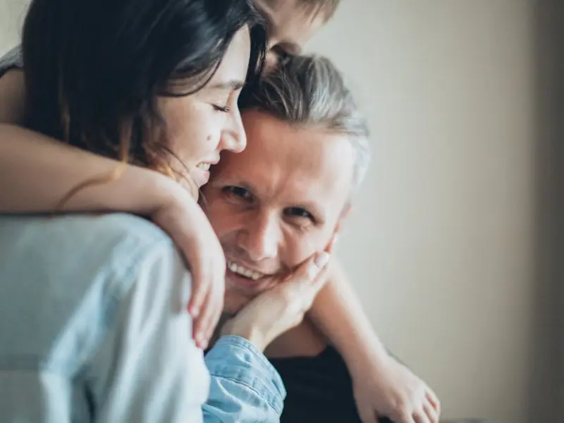 我有过婚史 男友始终不敢向父母摊牌