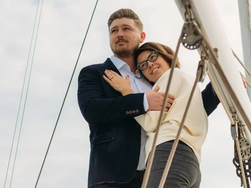 昨天晚上男朋友说我们不适合在一起选择分手，我想要挽回他该怎么做