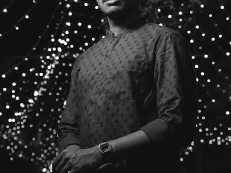 雷语 | 他为什么变？