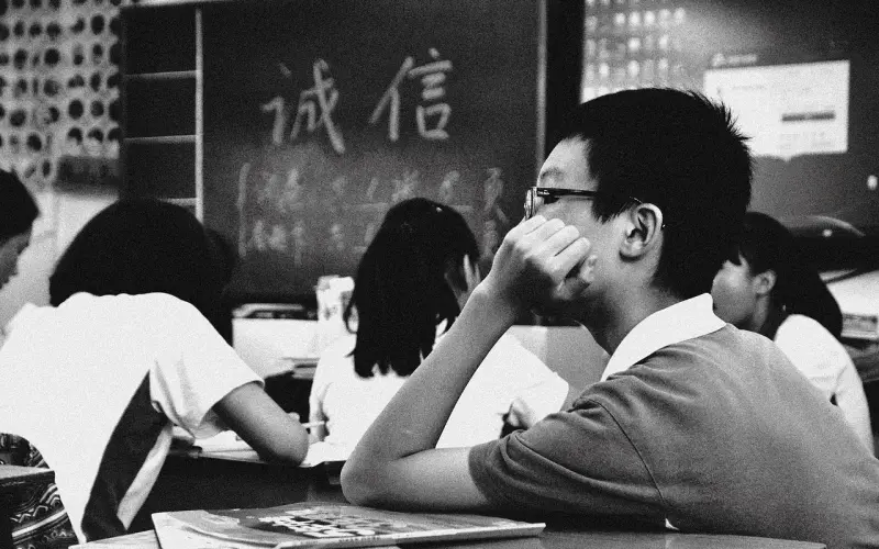 【百合爱情课堂——必成剩女的5类女生】