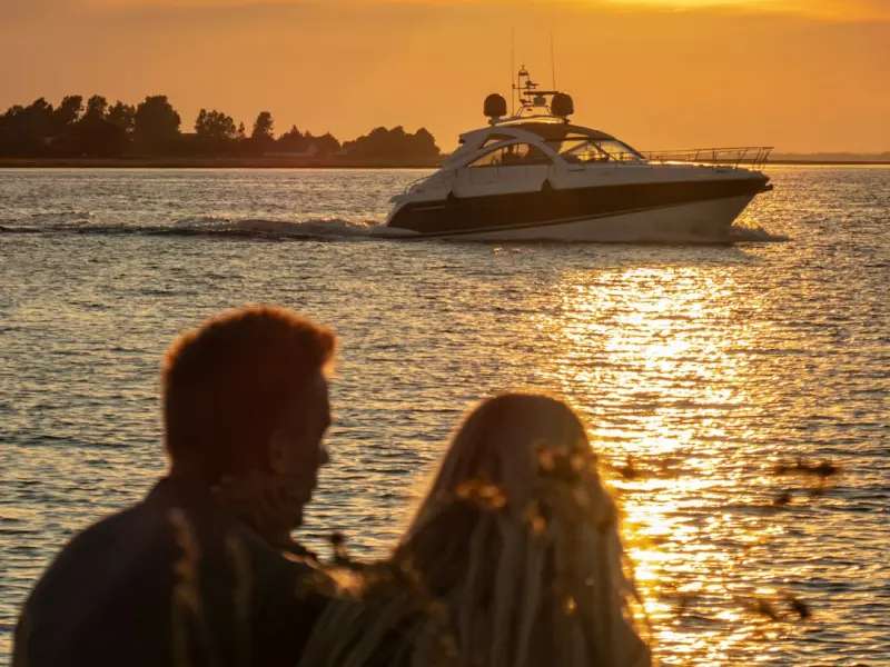 【百合爱情课堂】姑娘，你身边有“直男癌”患者吗？