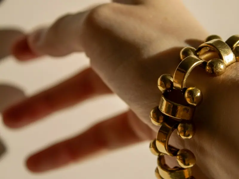 【百合小测试：什么是你得到幸福的最大障碍？】