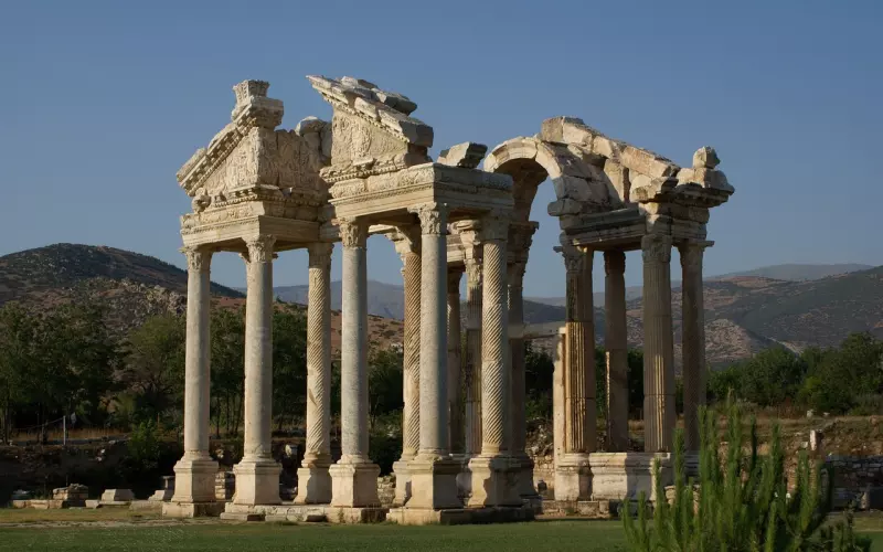 刘阳出轨事件：出轨还骗小三吃药？