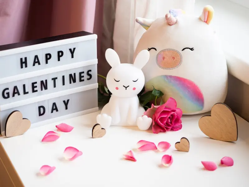 异地男友劈腿，分手后竟与女方争夺婚房