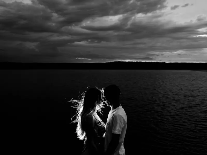 恋爱情商：爱情三十六计中巧妙声东击西