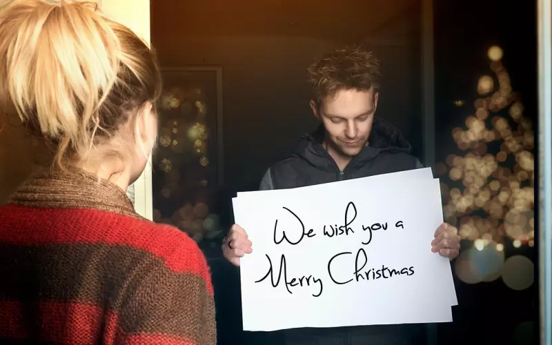 爱情，其实经不起顺其自然