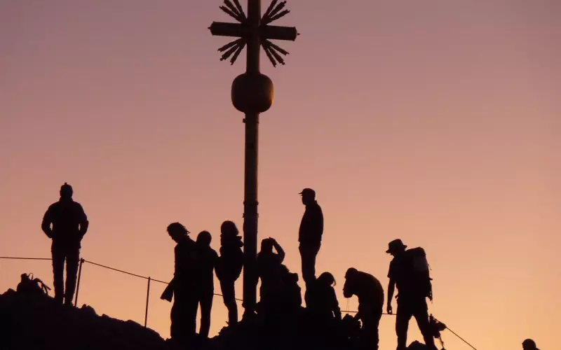 爱情是一种陪伴所以距离是问题