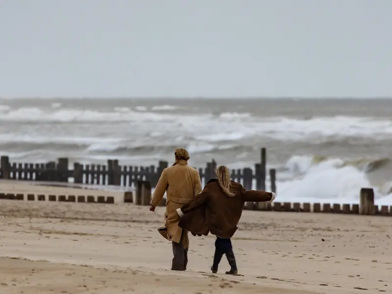 这样挽回的爱情，将逃不开反复分手的宿命，那么该怎么做呢？