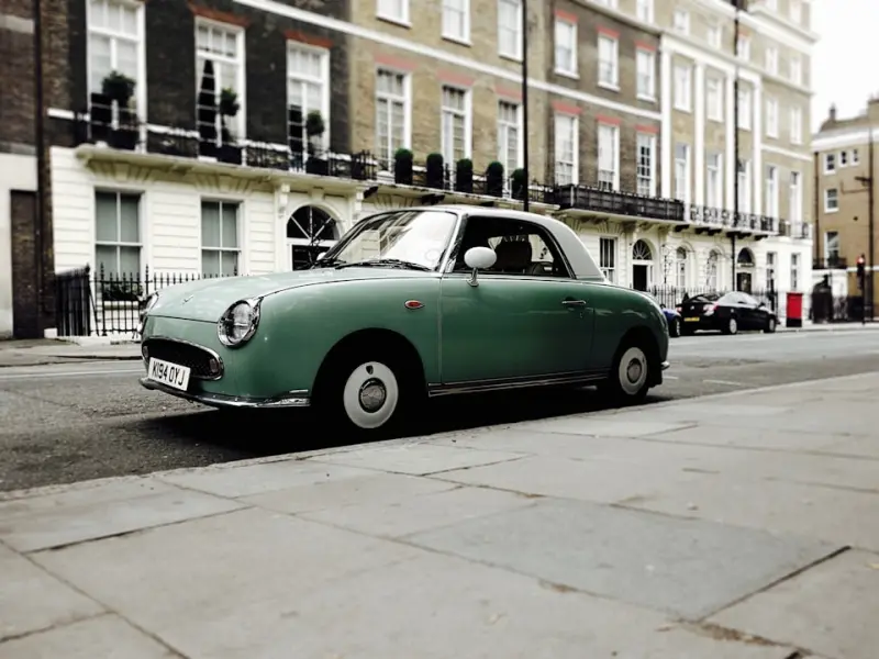 ❤情人就像睡衣，再华丽，也穿不出去！老婆就像粗布衣，再丑也 . . . 说的真好！！！