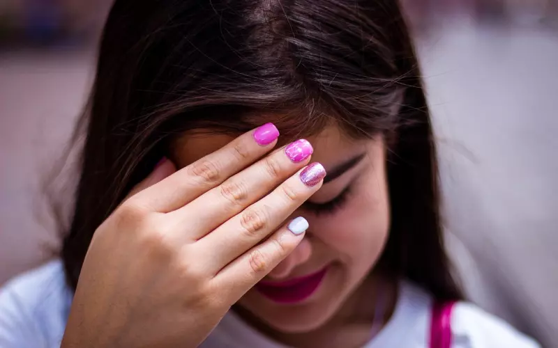 Luang Phor Thongdum 龙婆通丹2522六多角手掩面佛