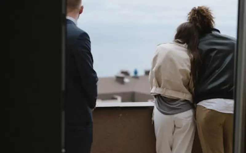 成熟男人对待婚外情的态度(男人婚外情暴露后的三种心态)