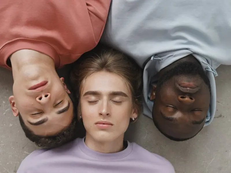 男人最容易在这三个时期对你动情，女人你明白了吗？