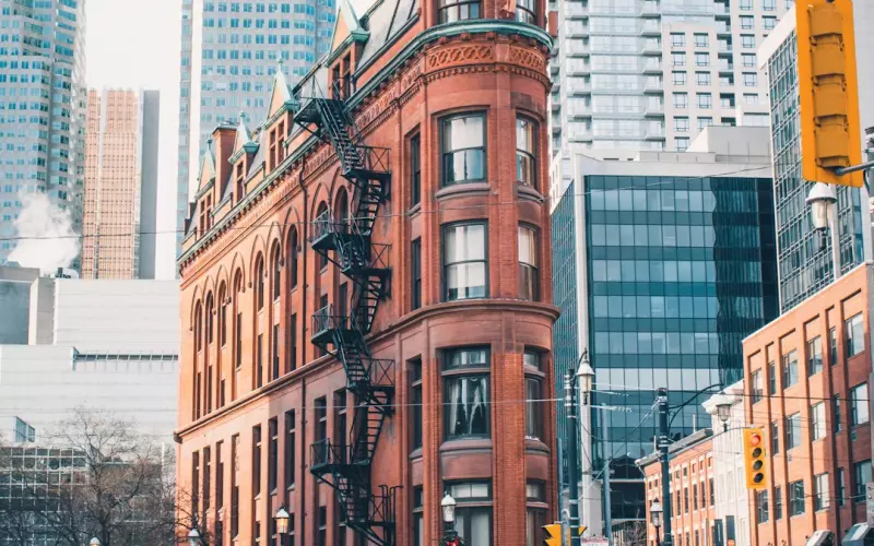 男人得知女人出轨后有这三种表现(40-50女人出轨的表现如何面对)