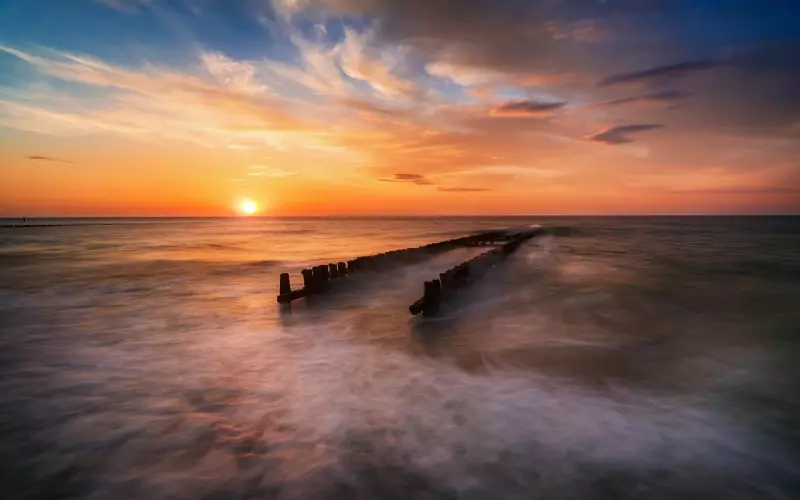 男人长期“缺爱”，见人就会说这4句话，无一例外