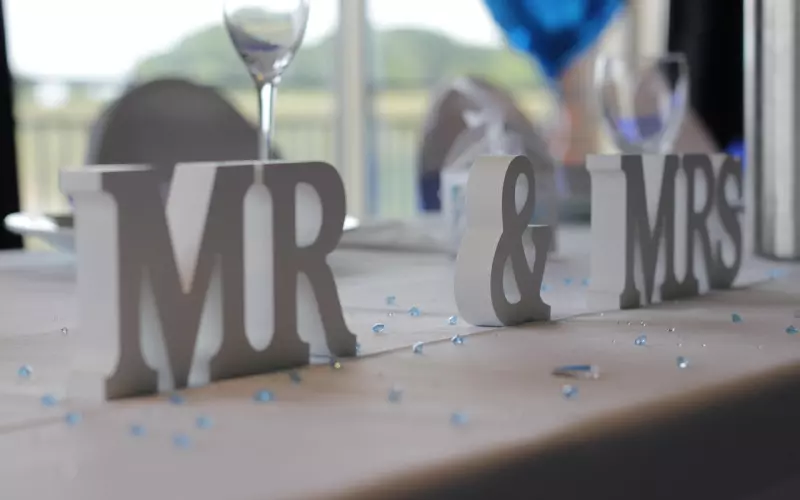 陈妍希为陈晓庆生：别让凑合的婚姻毁了你