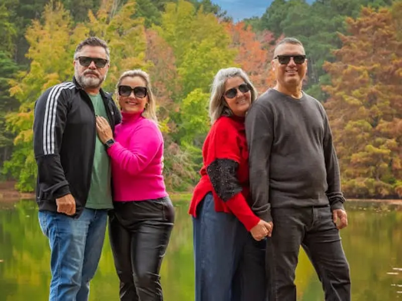 中年男女，如果两个都有家庭的人相爱了，请牢记这几句忠告。