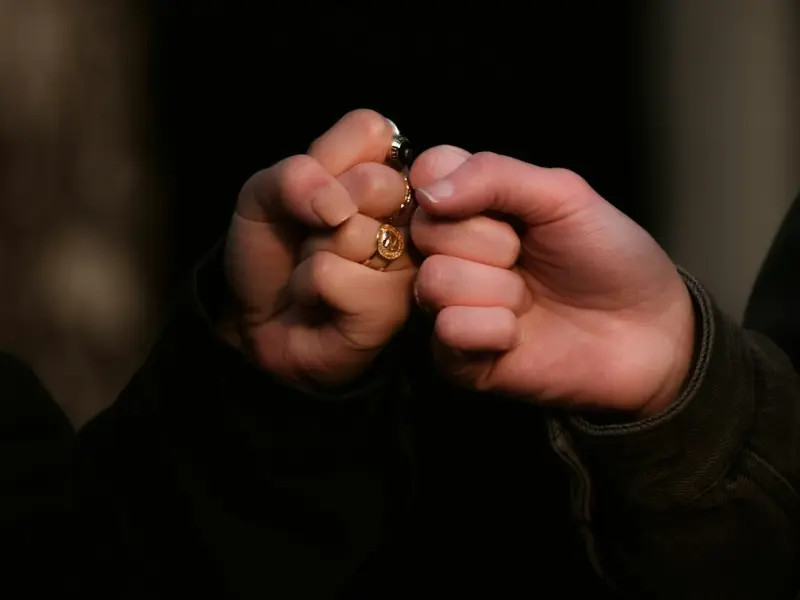 小三劝退师：如何挽回出轨老公的心，让婚姻重获幸福