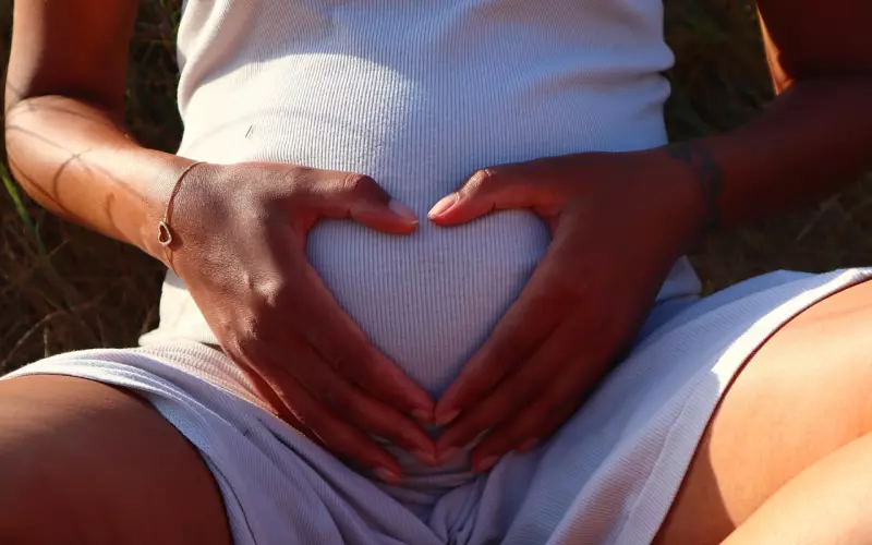 怀孕后男友变冷淡？教你如何挽回他的心