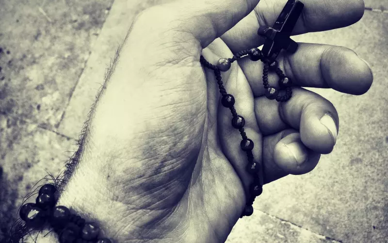 挽回男友之男友把我拉黑，还要办法挽回？