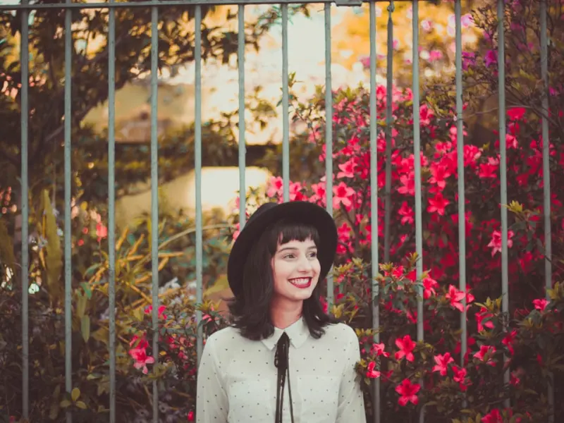 男朋友听妈妈的话竟然和我分手，我该不该挽回呢？