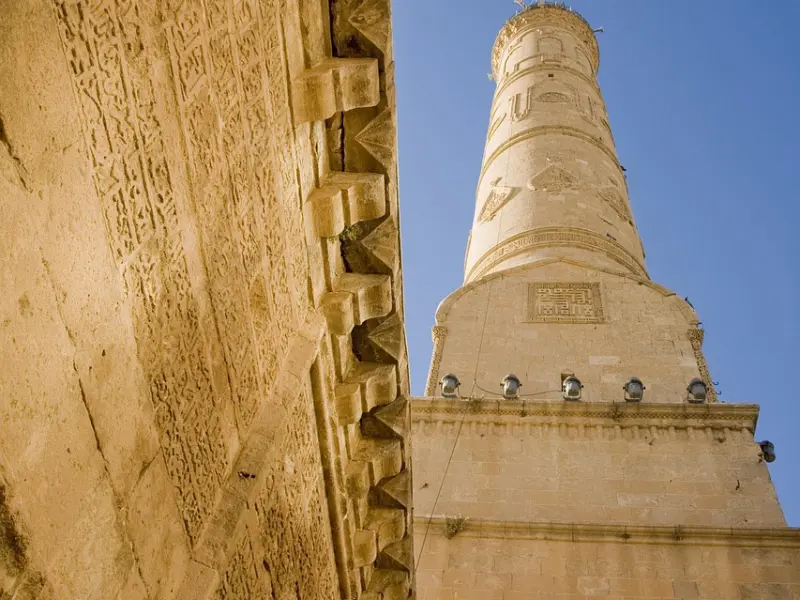 男朋友认为我只喜欢他的钱和我分手，我该怎么挽回？